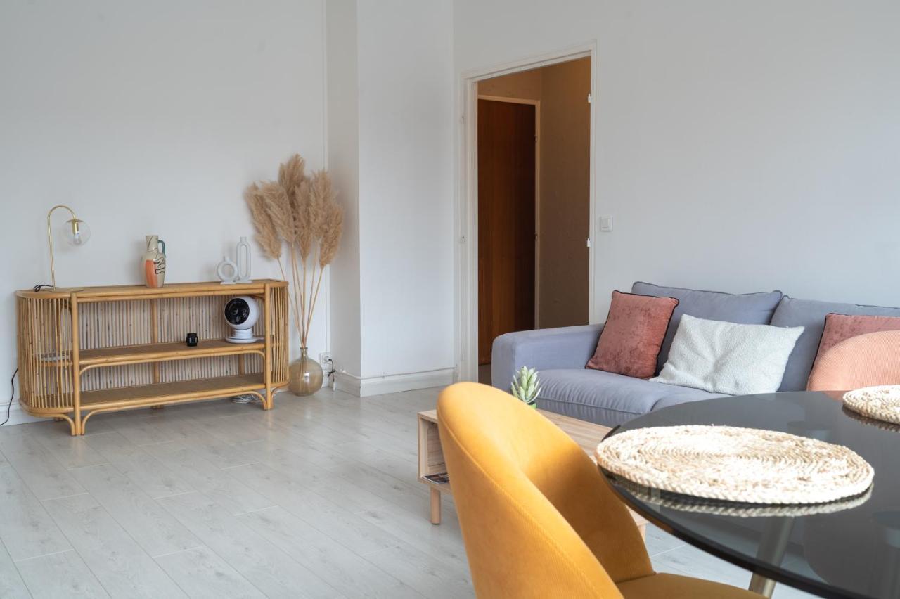 Superbe Appartement Avenue De Champagne + Parking エペルネー エクステリア 写真